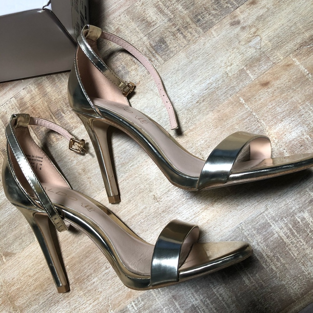 Aldo Gold Sandals 6.5